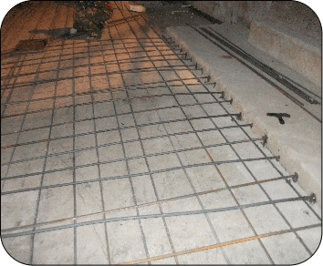 9、底板做叠合层，与原结构植筋连接，浇筑混凝土。