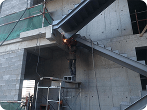 3.钢结构楼梯固定焊接