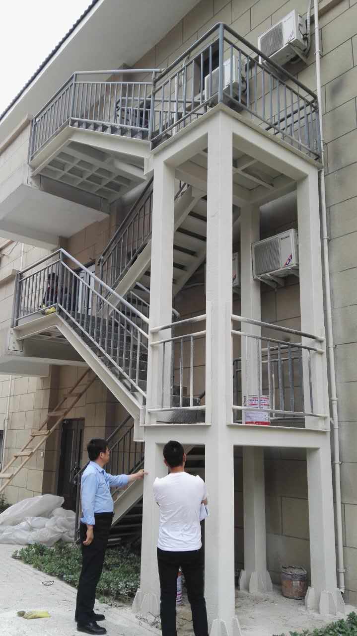 钢结构楼梯涮防火涂料